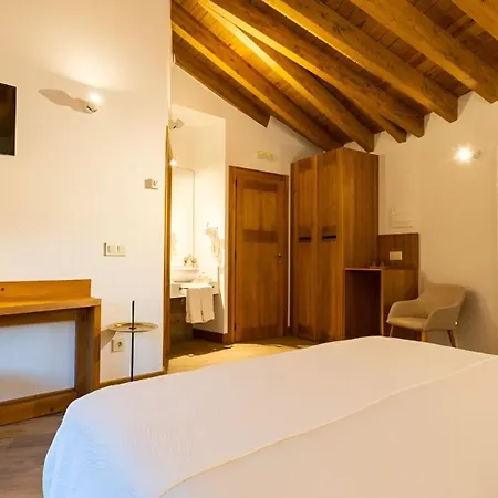 Hotel Gredos Maria Justina 4*
