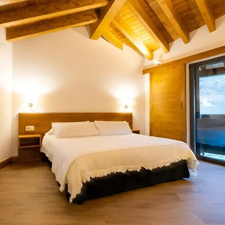 Gredos Maria Justina (adults Only) Navacepeda de Tormes