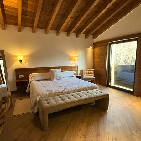 Gredos Maria Justina 4*